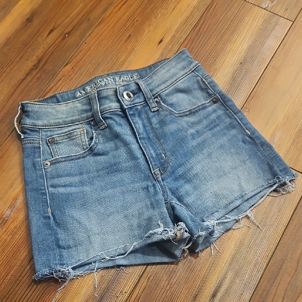 American Eagle Outfitters hi rise shortie